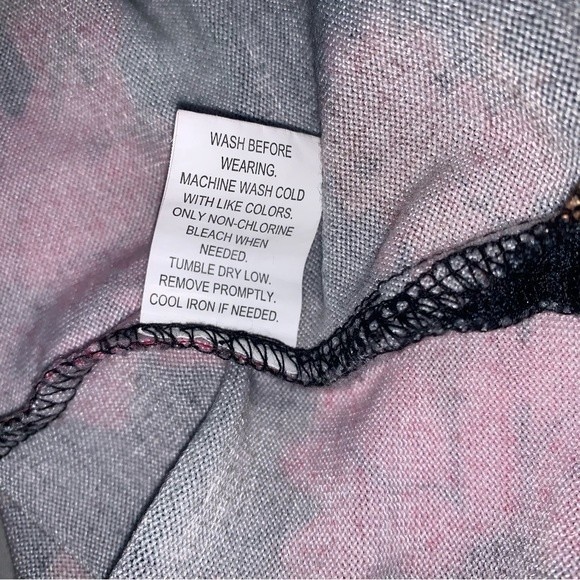 Floral Pattern Blouse Women’s 1X Loose Flowy Shirt Gems by Emily Daniels - Picture 7 of 8